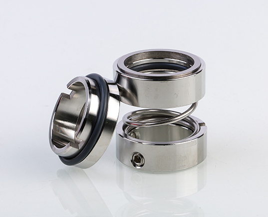 填料密封和机械密封的区别比较